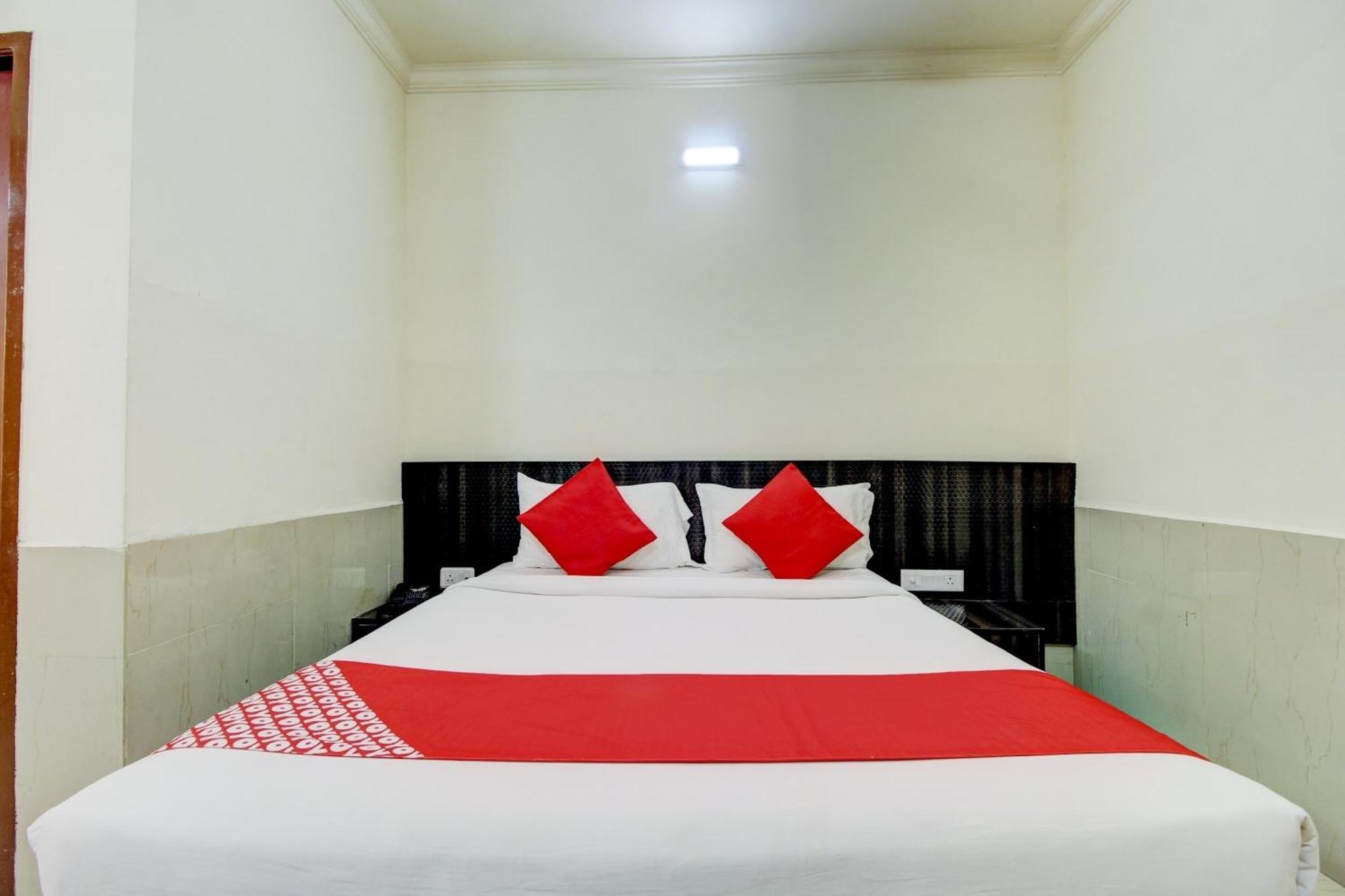 Super Hotel O Nar Comforts Near Ksr Railway Station Bangalore Exterior foto